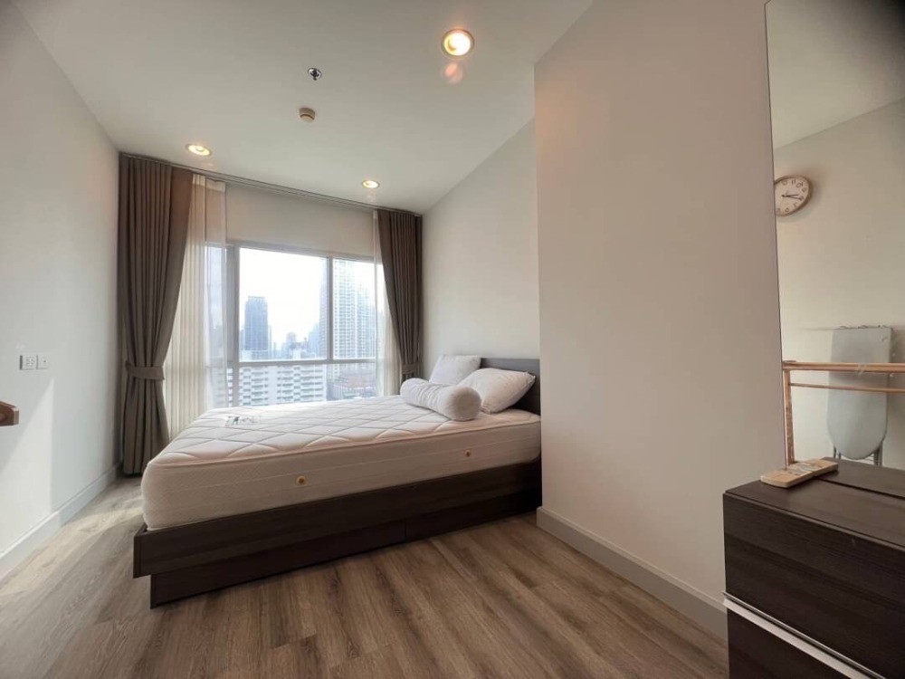เซ็นทริค สาทร – เซนต์หลุยส์ [Centric Sathorn – St.Louis]