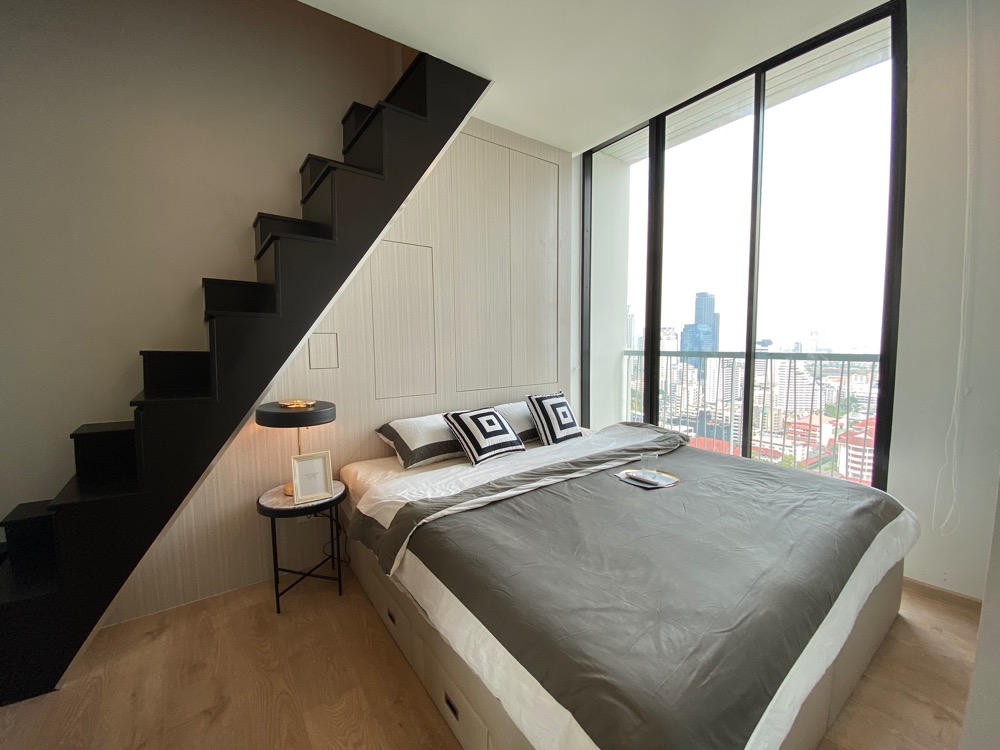 โนเบิล รีโคล สุขุมวิท 19 [Noble Recole Sukhumvit 19]