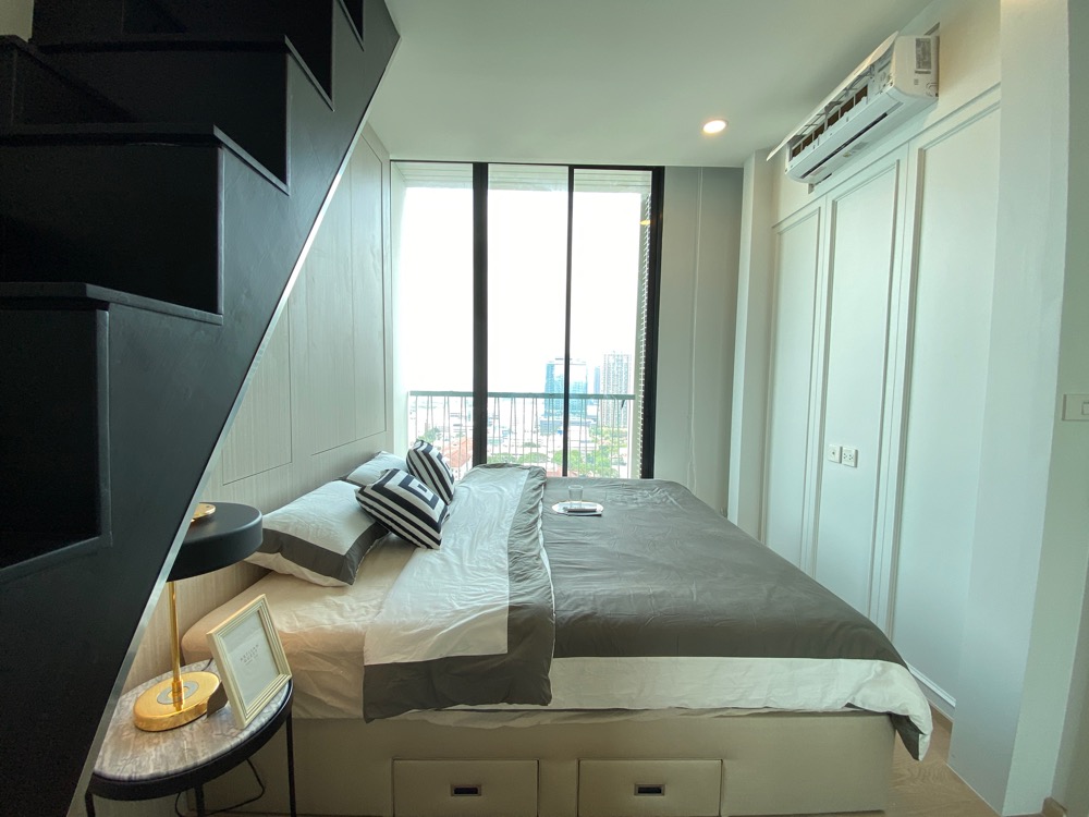 โนเบิล รีโคล สุขุมวิท 19 [Noble Recole Sukhumvit 19]