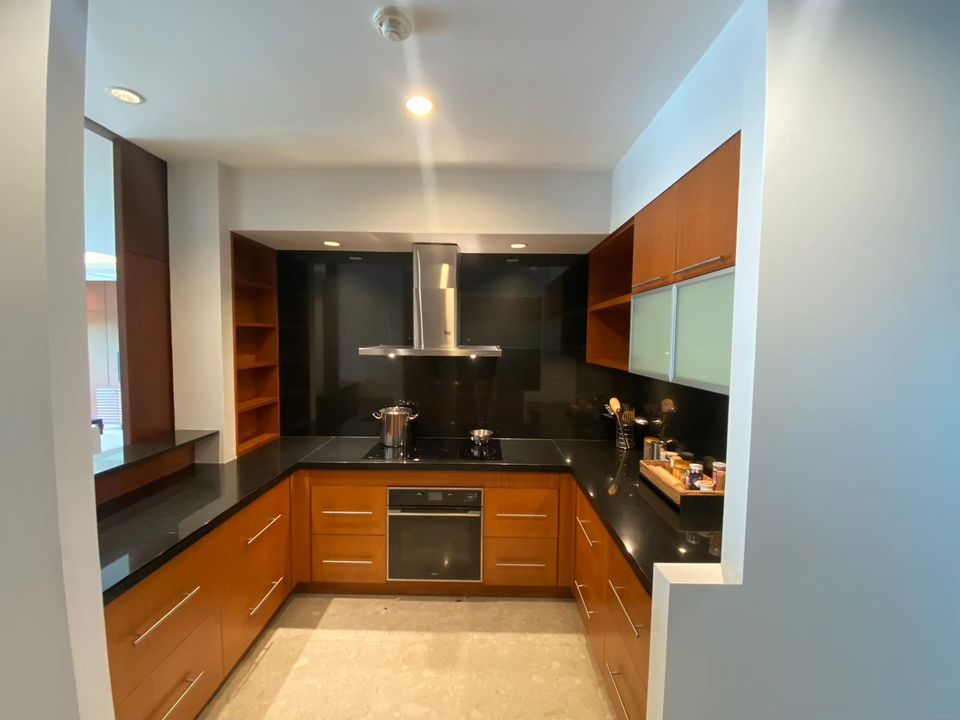 รอยัล เรสสิเดนซ์ พาร์ค [Royal Residence Park]