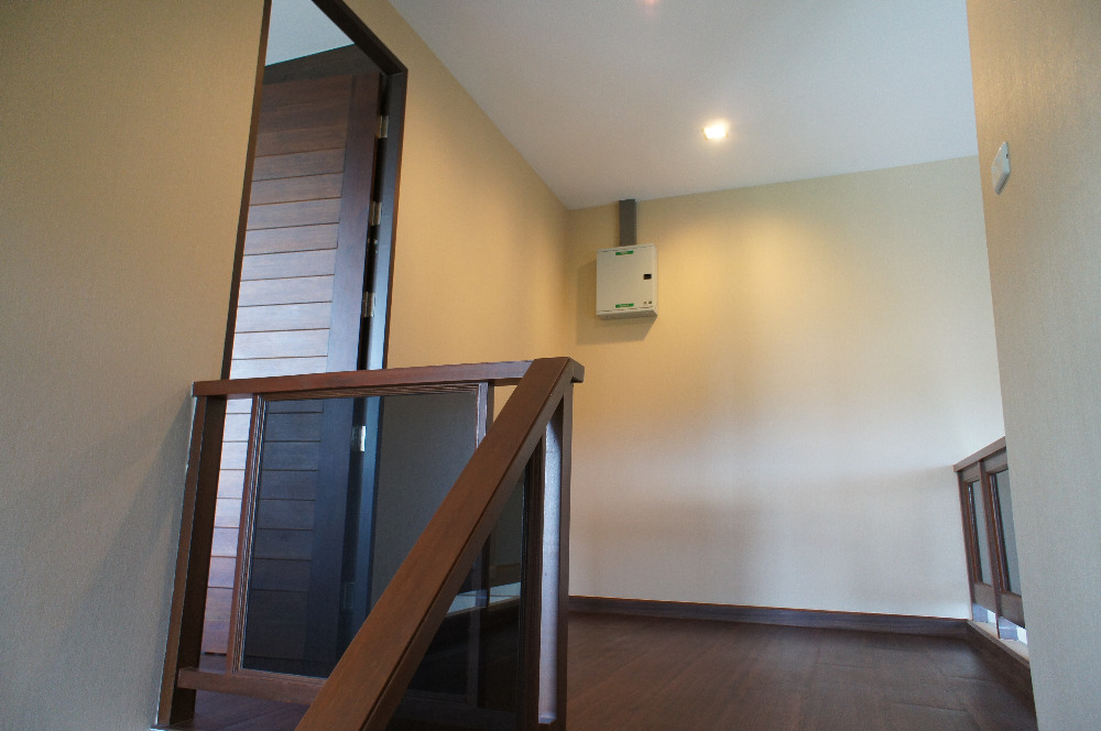 ฮิมมา ลิฟวิ่ง คอนโดมิเนียม [Himma living Condominium]