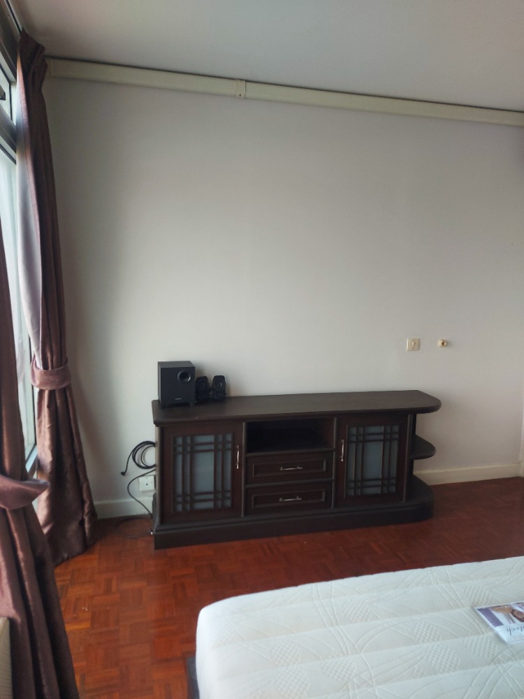 ริเวียร่า อัพ คอนโดมิเนียม เมืองทองธานี [Riviera Up Condominium Muang Thong Thani]