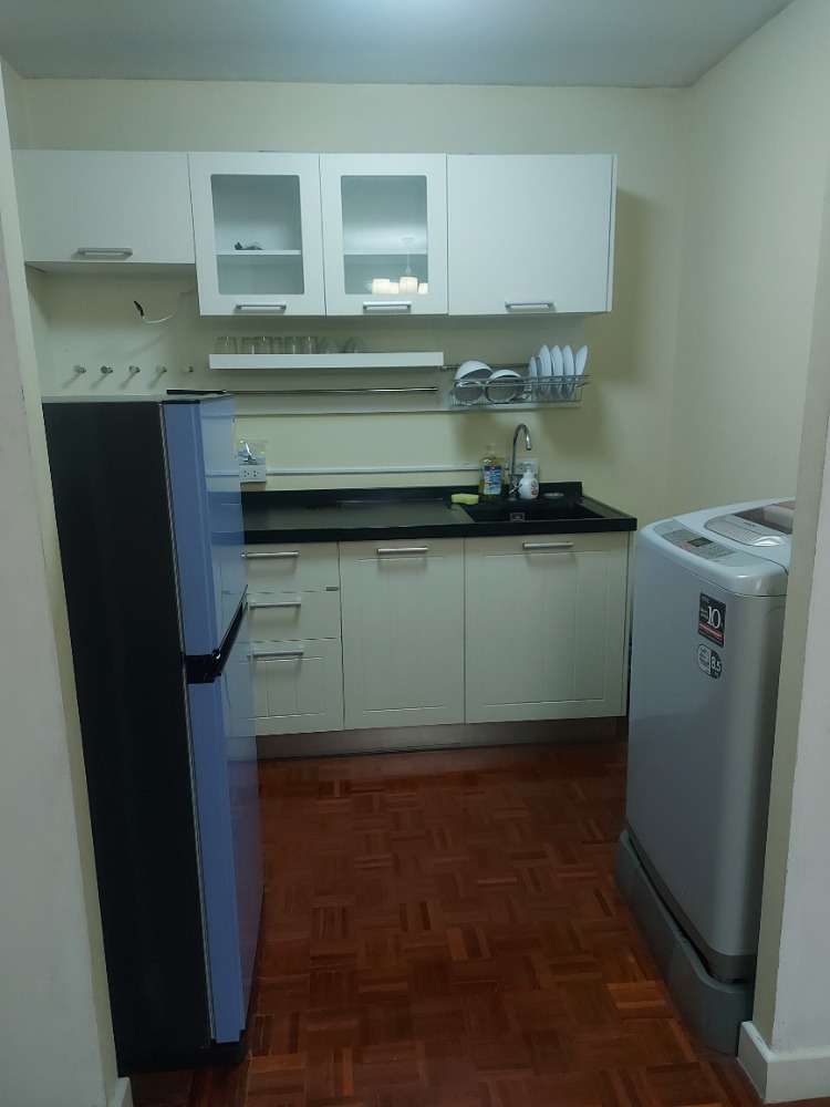 ริเวียร่า อัพ คอนโดมิเนียม เมืองทองธานี [Riviera Up Condominium Muang Thong Thani]
