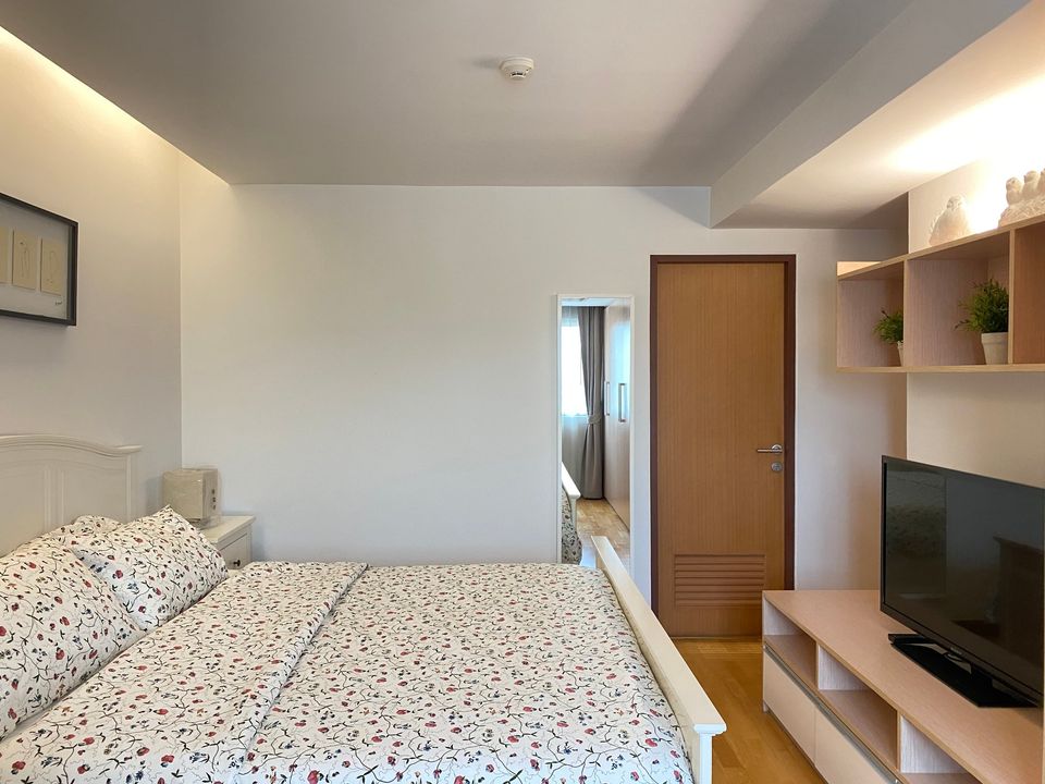 เรสซิเดนซ์ 52 [Residence 52]