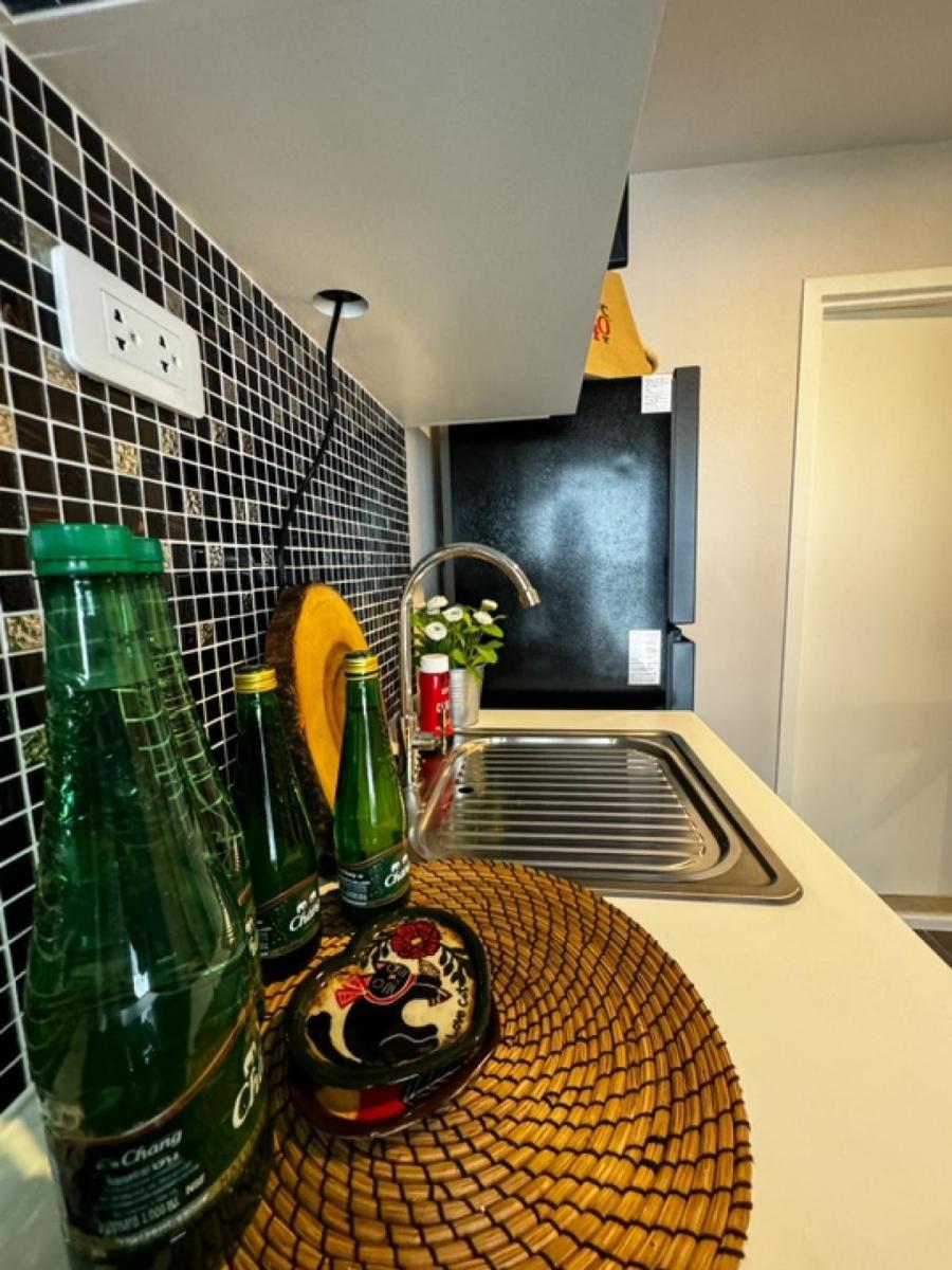 บลู สุขุมวิท 89 [blue Sukhumvit 89]