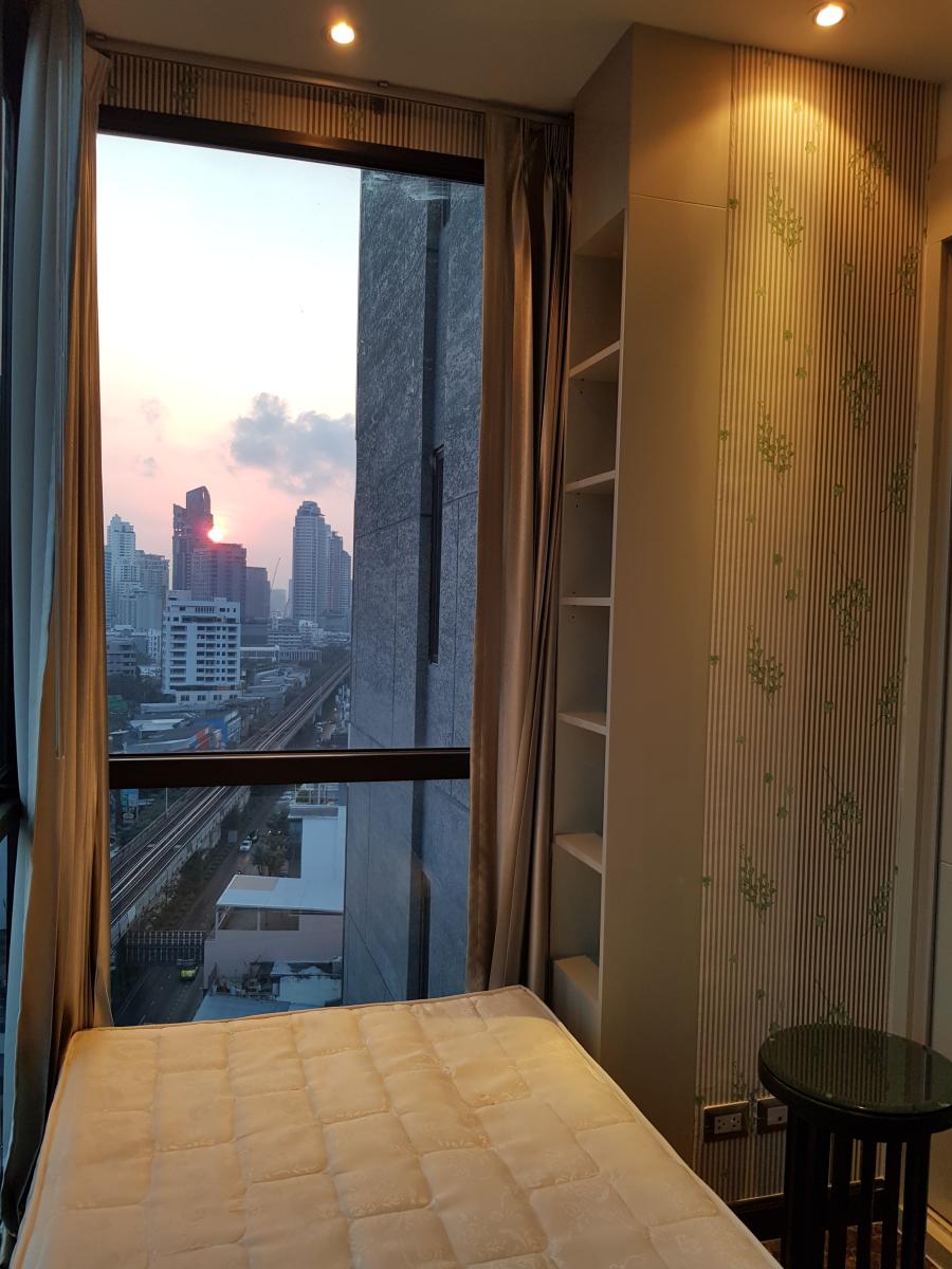 ดิ แอดเดรส สุขุมวิท 28 [The Address Sukhumvit 28]