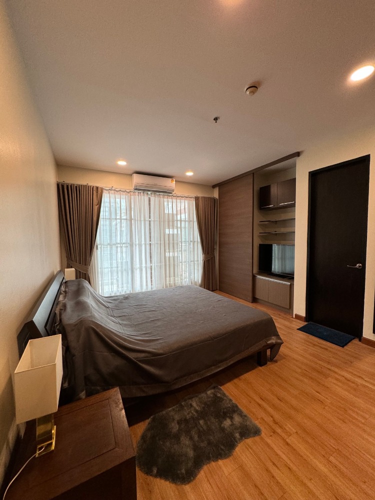 ซิตี้ สมาร์ท สุขุมวิท 18 [CitiSmart Sukhumvit 18]