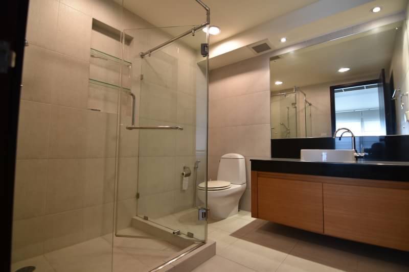 เดอะ ลาไนน์ สาทร [The Lanai Sathorn]