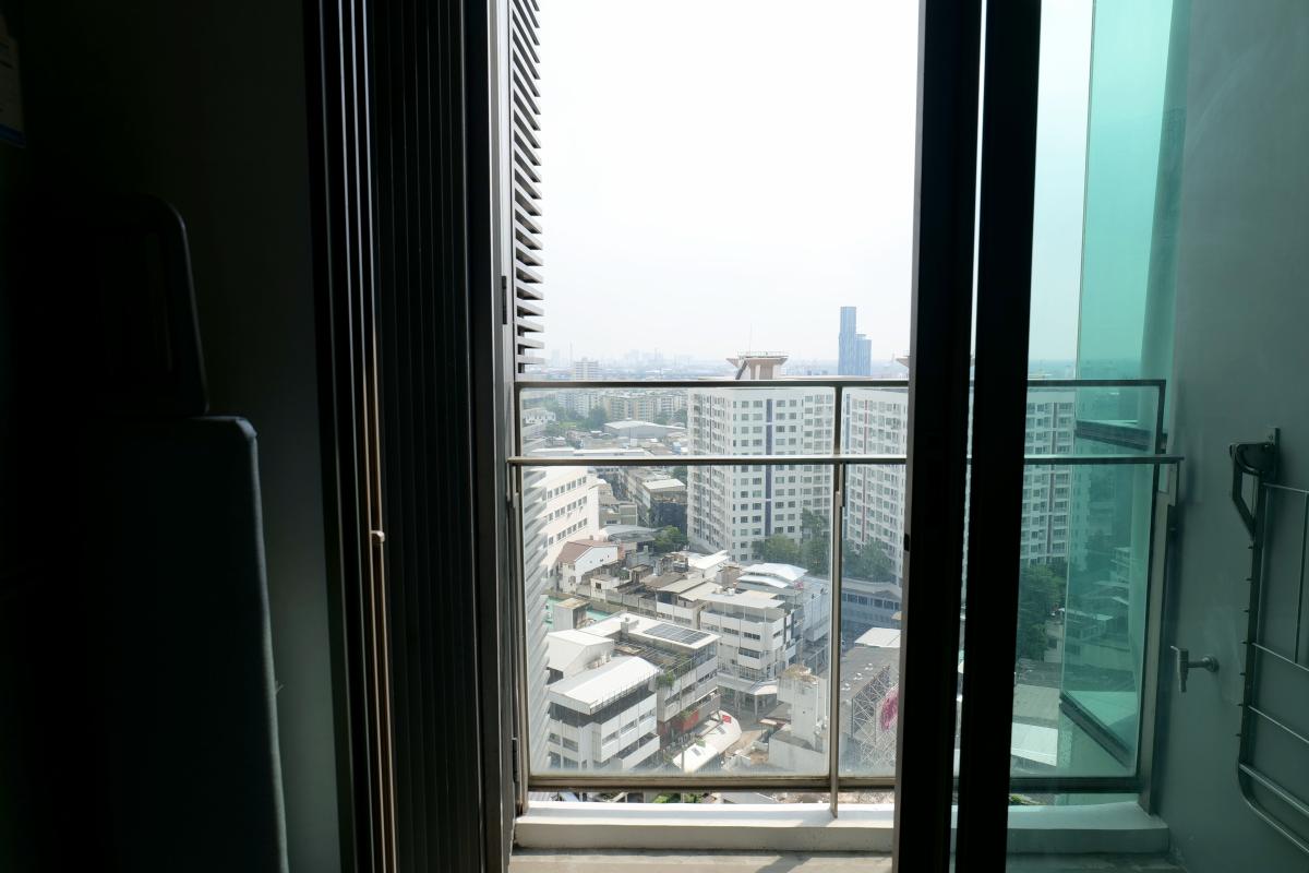 เดอะรูม สุขุมวิท 69 [The Room Sukhumvit 69]
