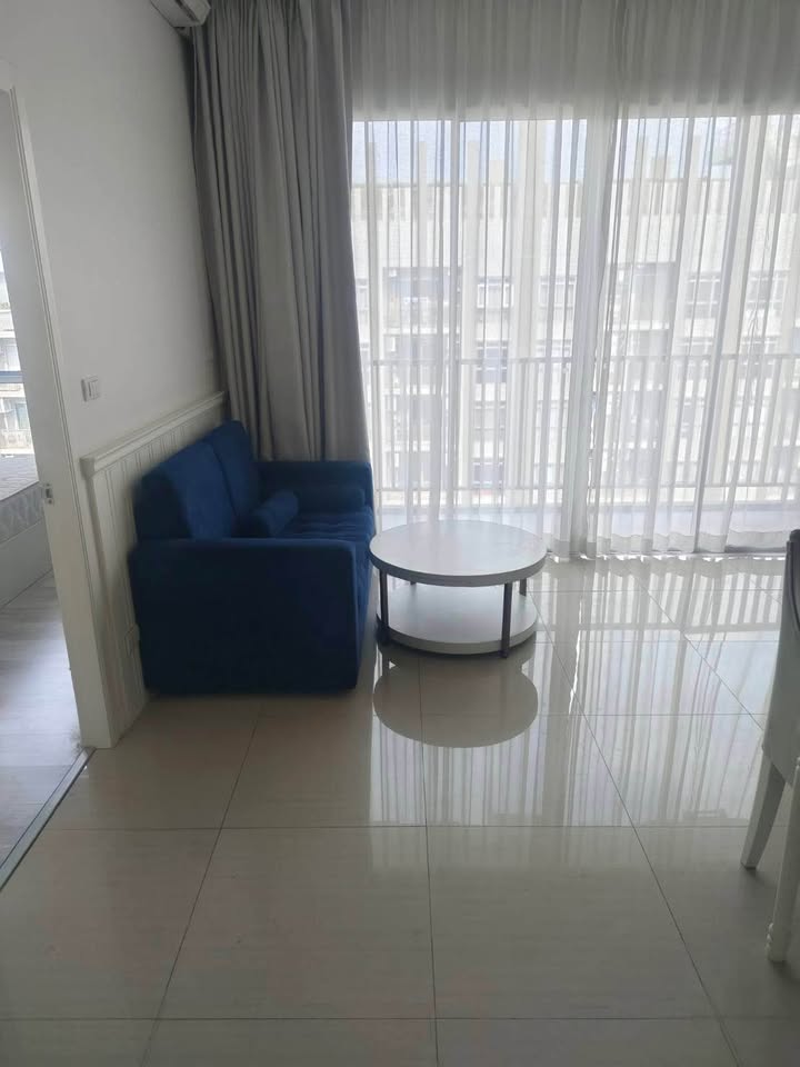 แมเนอร์ สนามบินน้ำ [Manor Sanambinnam]