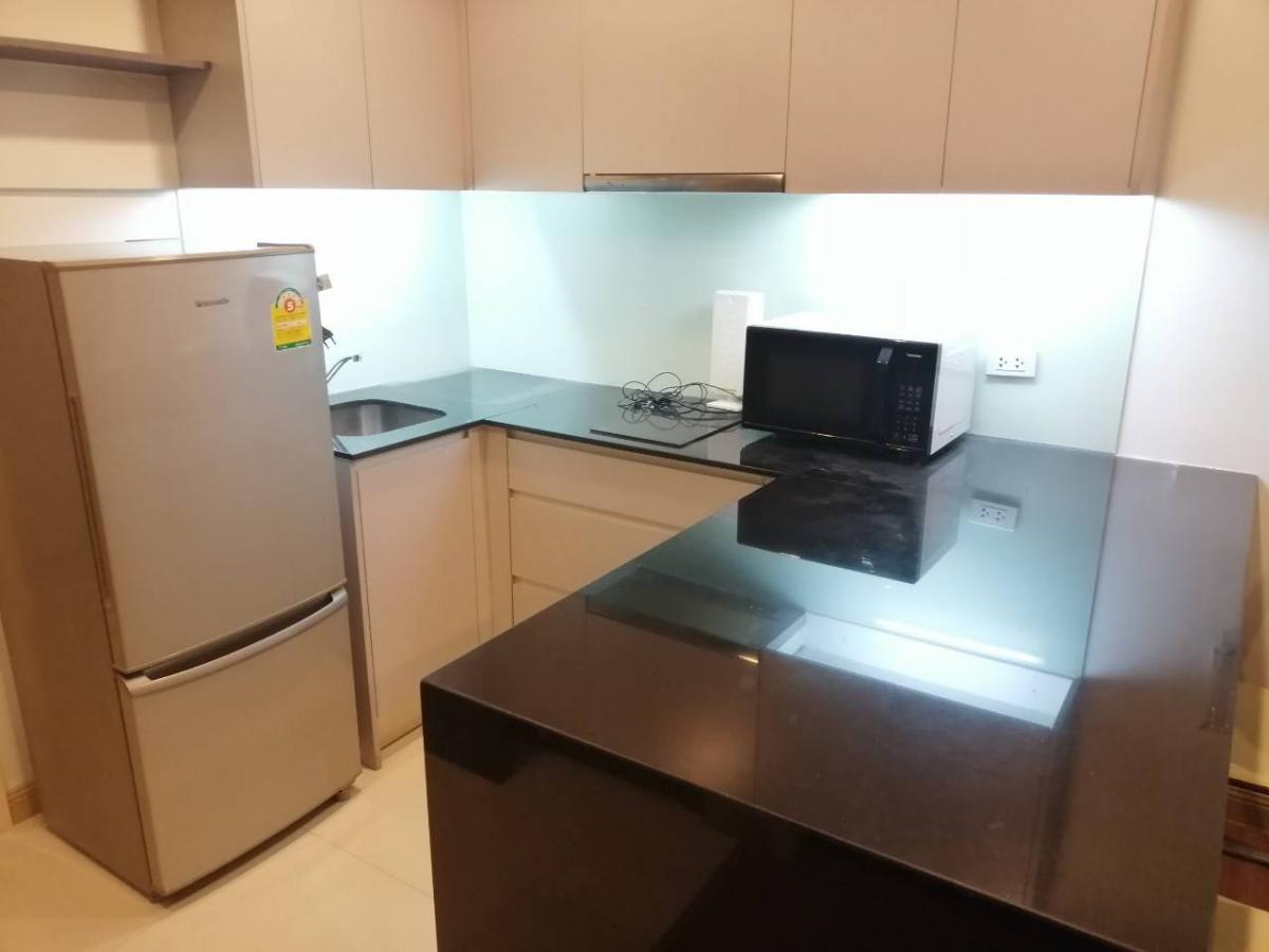 15 สุขุมวิท เรสซิเด็นซ์ [15 Sukhumvit Residences]