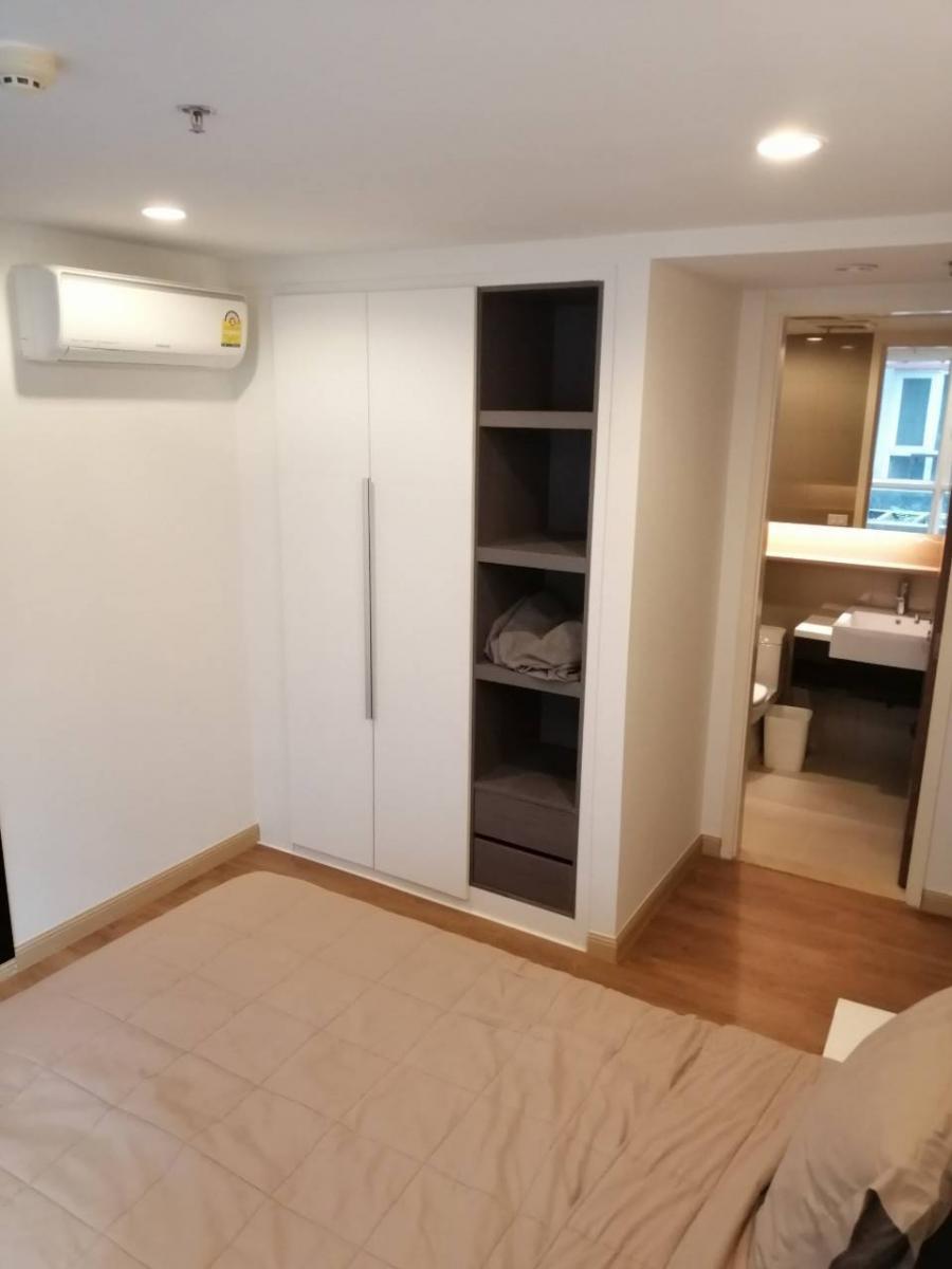 15 สุขุมวิท เรสซิเด็นซ์ [15 Sukhumvit Residences]