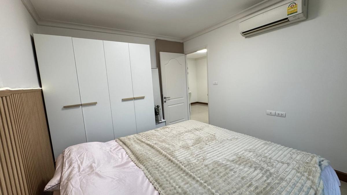 ชาโตว์ อินทาวน์ พหลโยธิน 11 [Chateau In Town Phaholyothin 11]