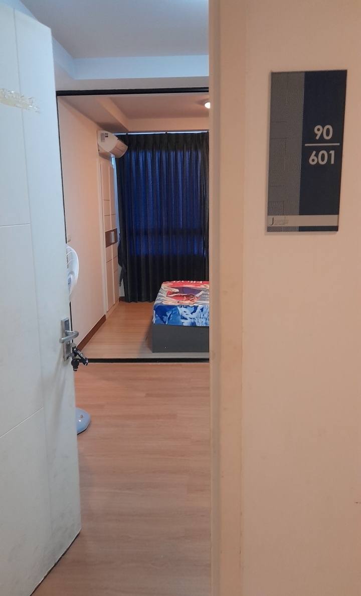 เจ คอนโด สาทร-กัลปพฤกษ์ [J Condo Sathorn-Kallaprapruk]