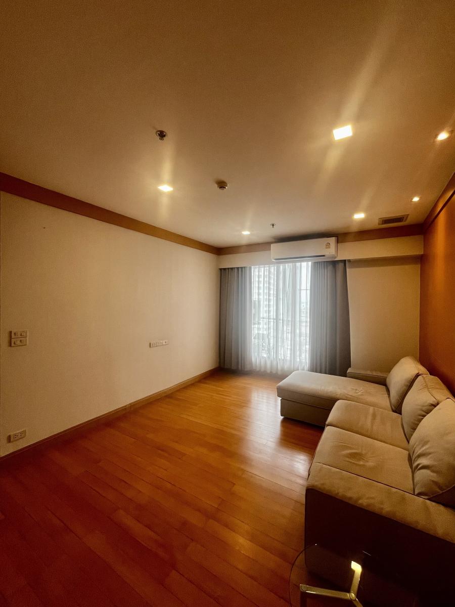 Pathumwan Resort
