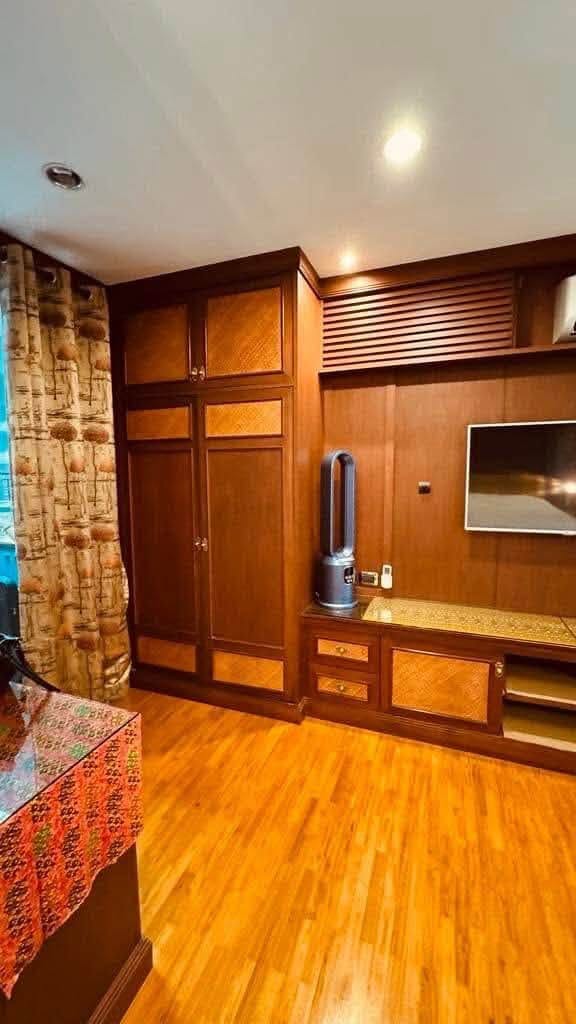 บ้าน สิริ สาทร [Baan Siri Sathorn]