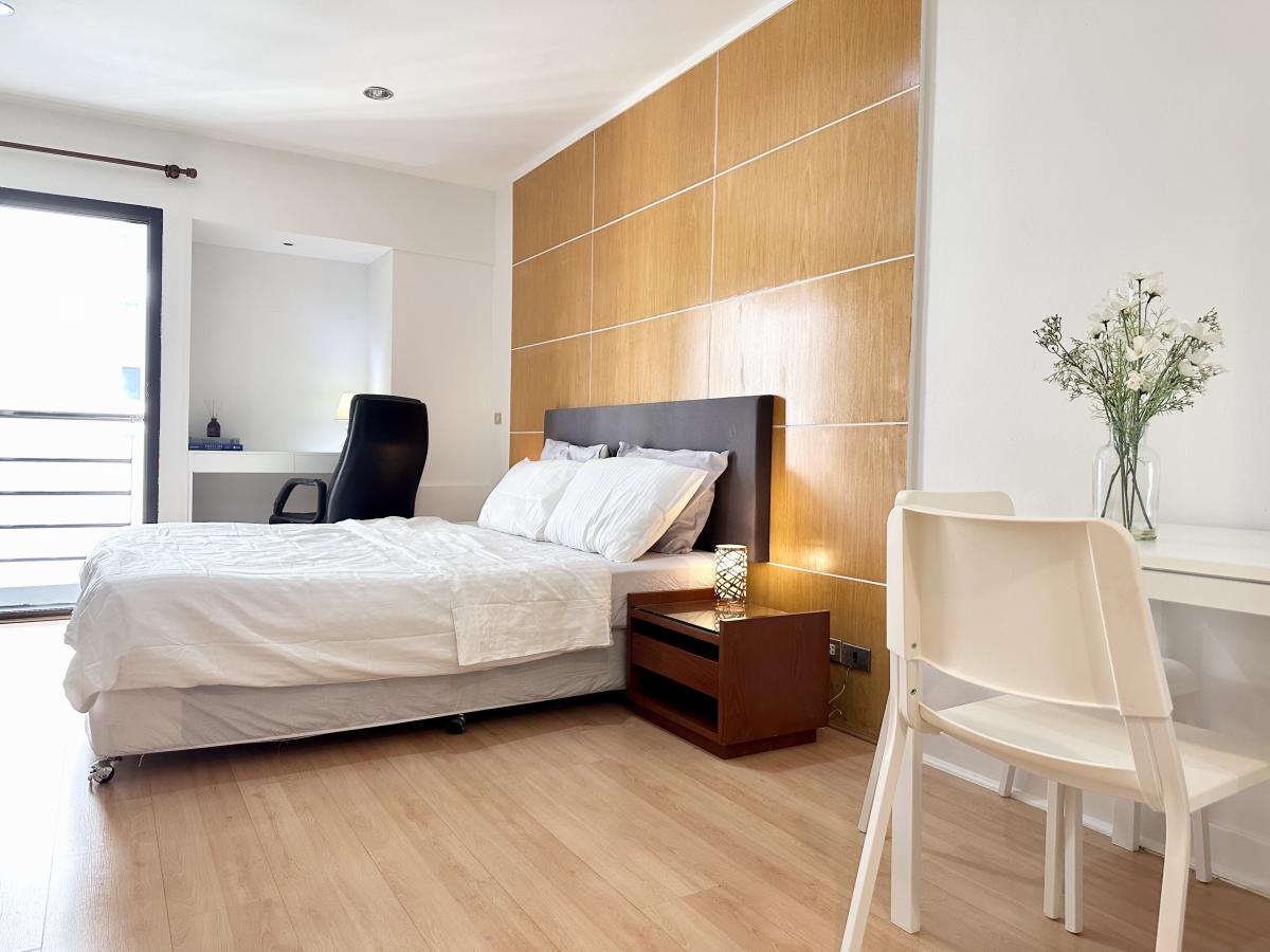 เดอะ แกรนด์ รีเจ้นท์ [The Grand Regent]