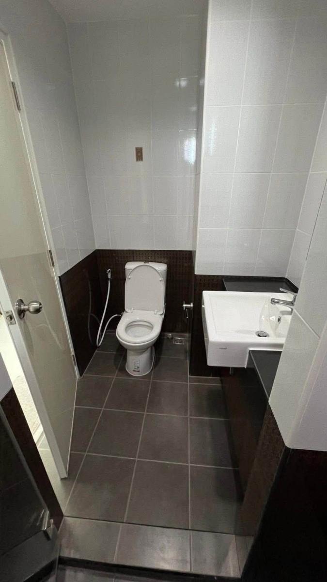 อัสสกาญจน์ เพลส ศรีนครินทร์ [Asakan Place Srinakarindra]