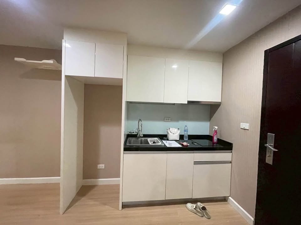 เมย์แฟร์ เพลส สุขุมวิท 64 [Mayfair Place Sukhumvit 64]