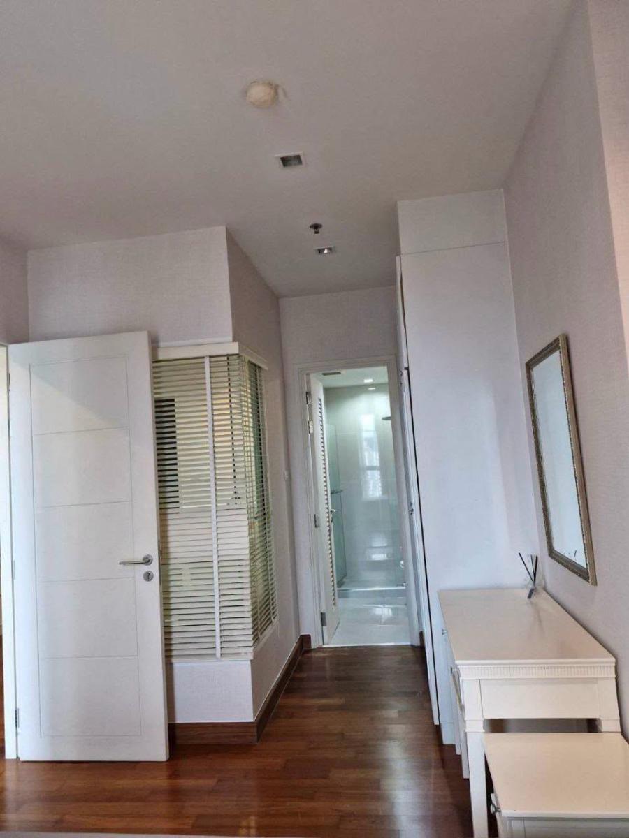 ไอวี่ สาทร 10 [Ivy Sathorn 10]