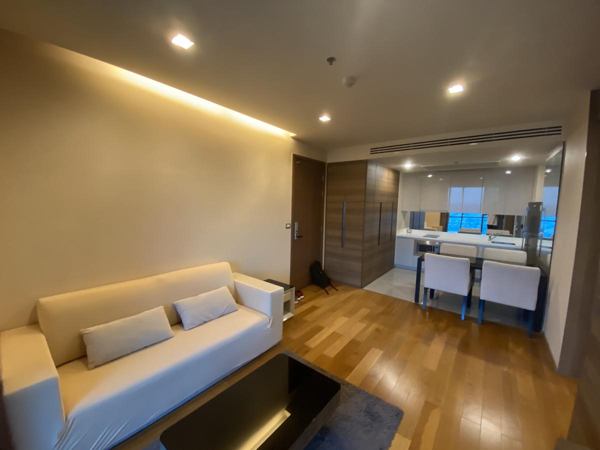 ดิ แอดเดรส สาทร [The Address Sathorn]