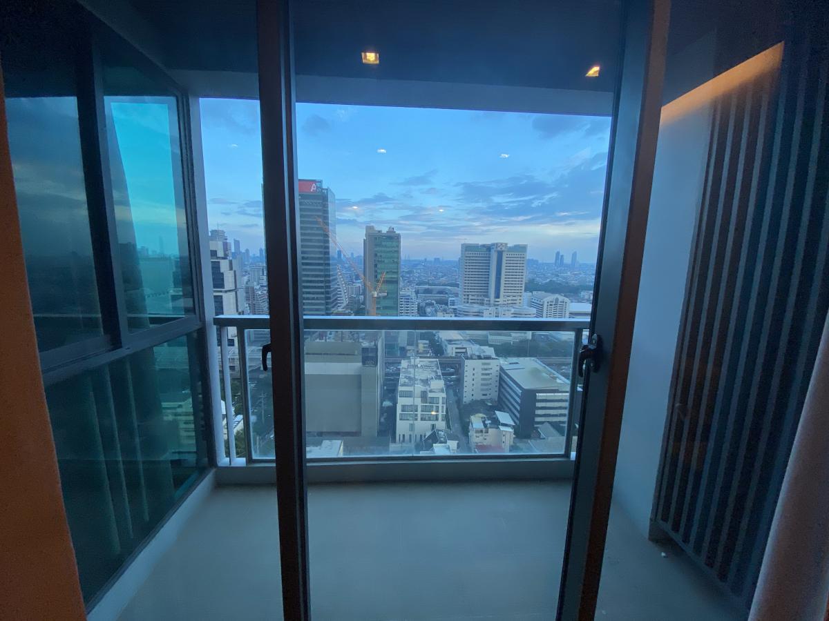 ดิ แอดเดรส สาทร [The Address Sathorn]