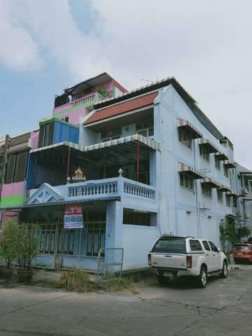 พันธ์ศักดิ์วิลล่า [Pansak villa]